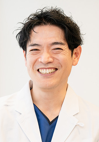 院長山﨑 穂高写真
